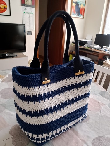 Borsa fatta mano uncinetto - a,