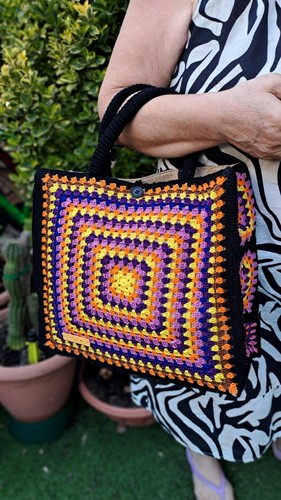 Borsa uncinetto fatta a - ad,