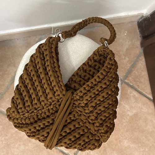 Borsa all uncinetto - fatta, a