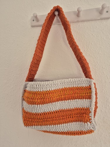 Borsa all uncinetto fatta - borsa,
